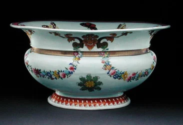 Bekken beschilderd met een ontwerp van Cornelis Pronk, c.1730